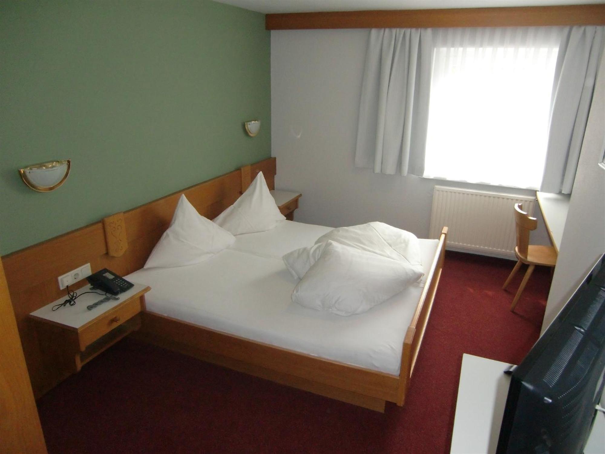 Hotel Alpenfriede Jerzens Habitación foto